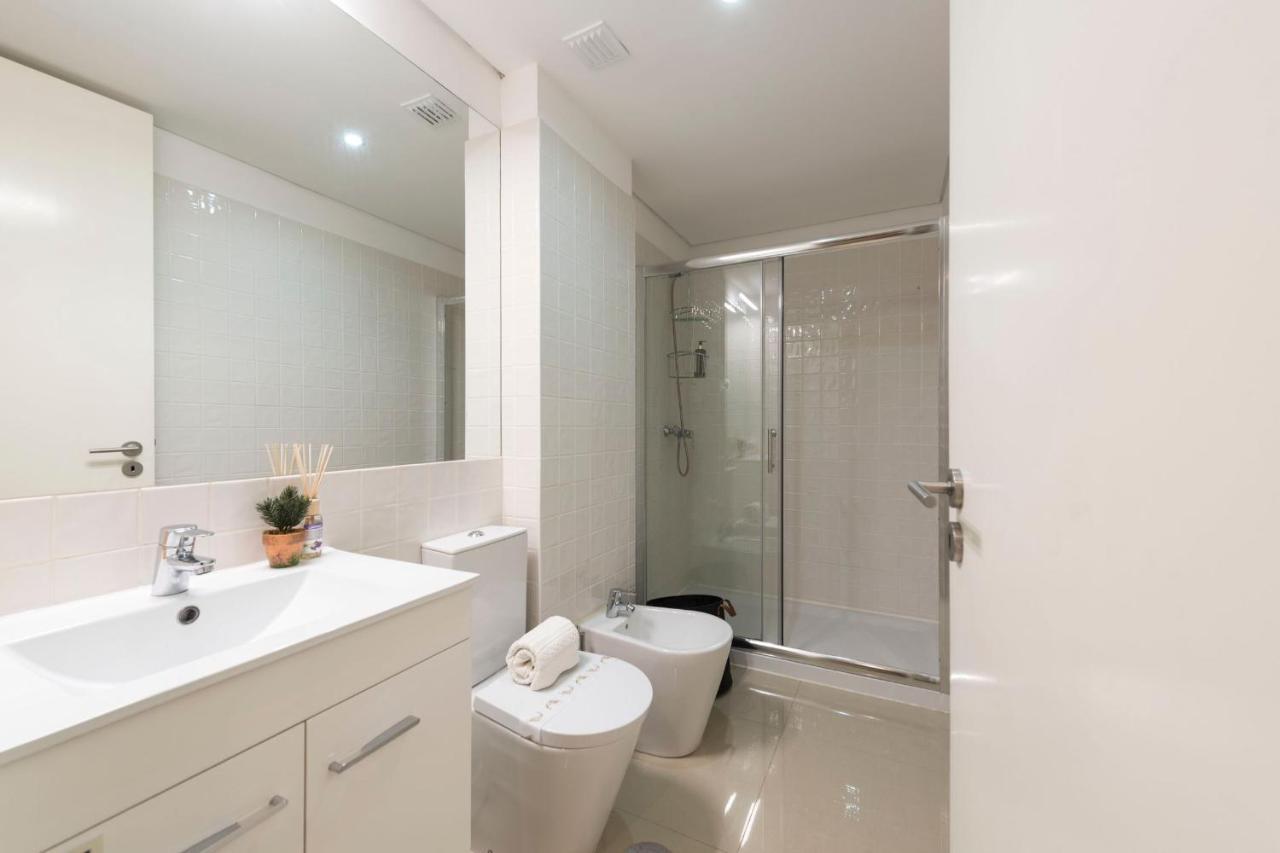 Lovelystay - Porto Peaceful Living W/ Backyard מראה חיצוני תמונה